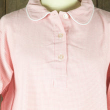 Afbeelding in Gallery-weergave laden, Flanellen nachthemd voor dames in roze-witte ruit, foto 2